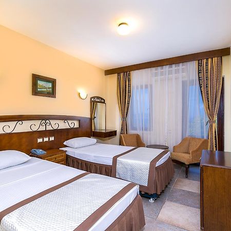 Hotel Club Phellos Каш Екстериор снимка