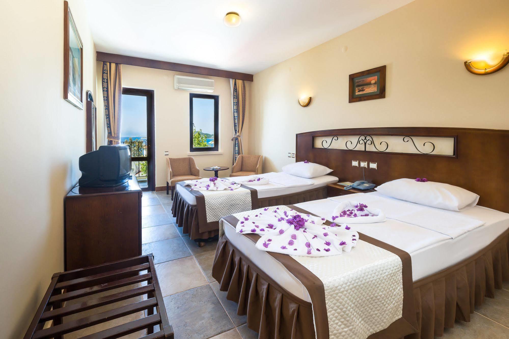 Hotel Club Phellos Каш Екстериор снимка